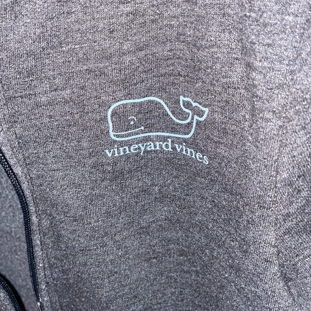 Vineyard vine Jacket with hoodie - Picture 2 of 7